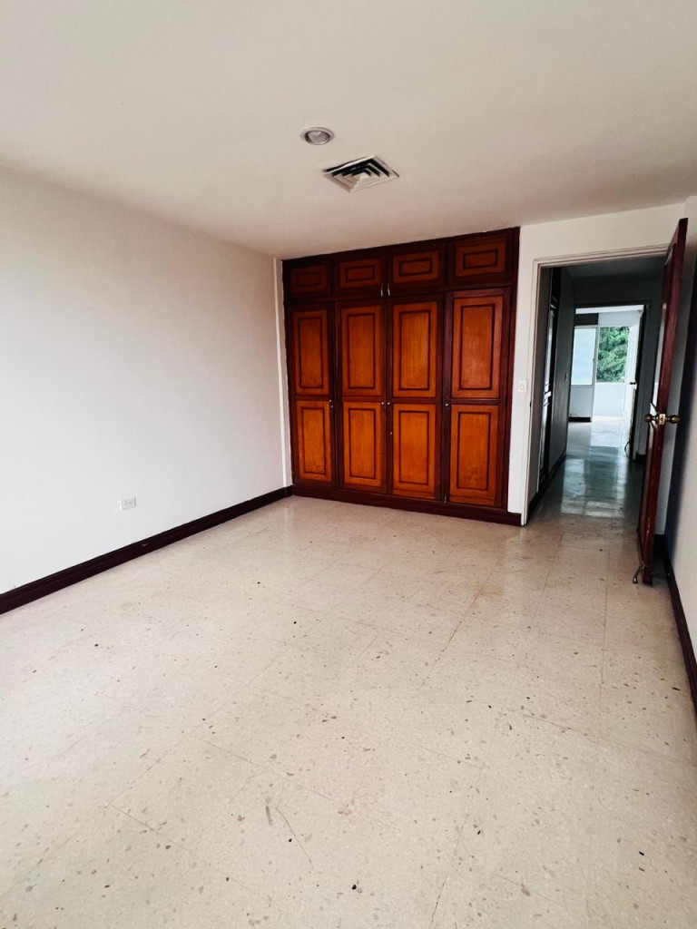 Apartamento en venta en Caobos, Cúcuta · foto 3 de 15