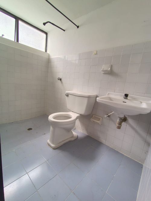 Edificio en venta en Quinta Oriental, Cúcuta, 970 m² · foto 17 de 24