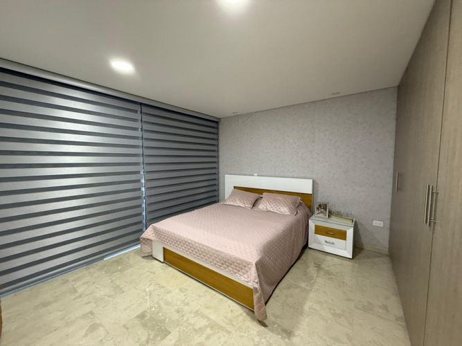 Casa de 12 alcobas en venta en California, Los Patios, 1250 m² · foto 6 de 24