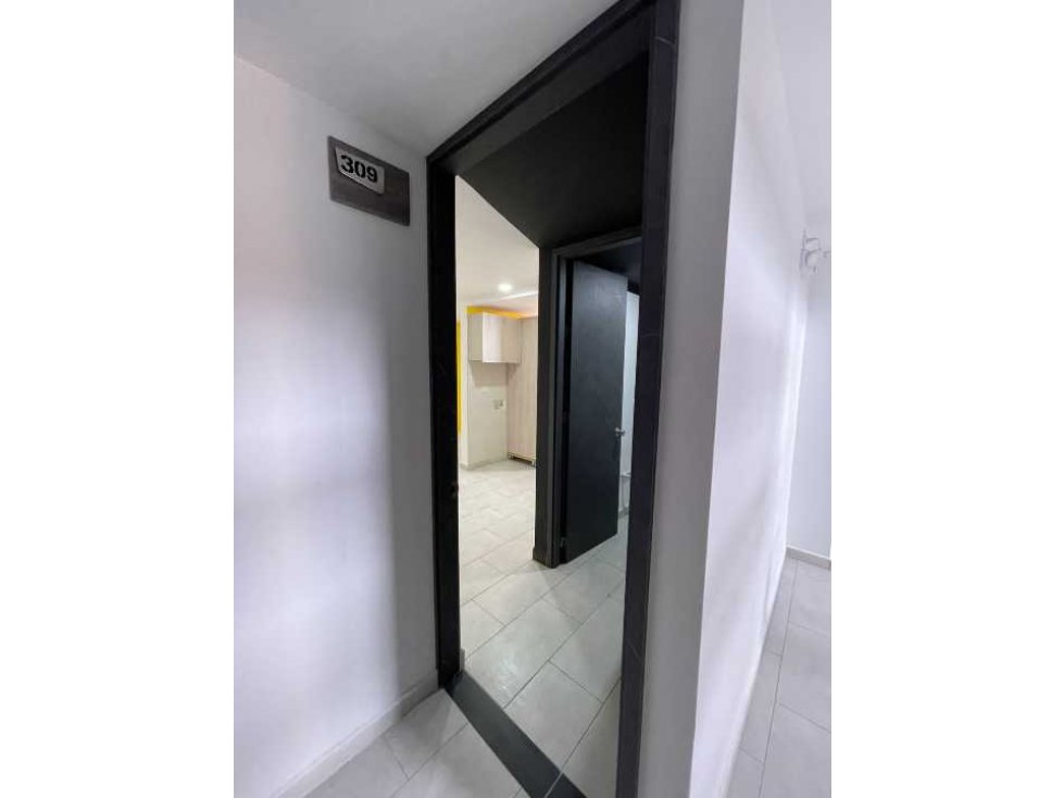 Apartaestudio for sale in Buenos aires, Medellín 4