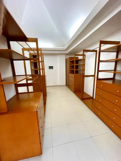 Casa de 5 alcobas en venta en Patios Centro, Los Patios, 641 m² · foto 6 de 11