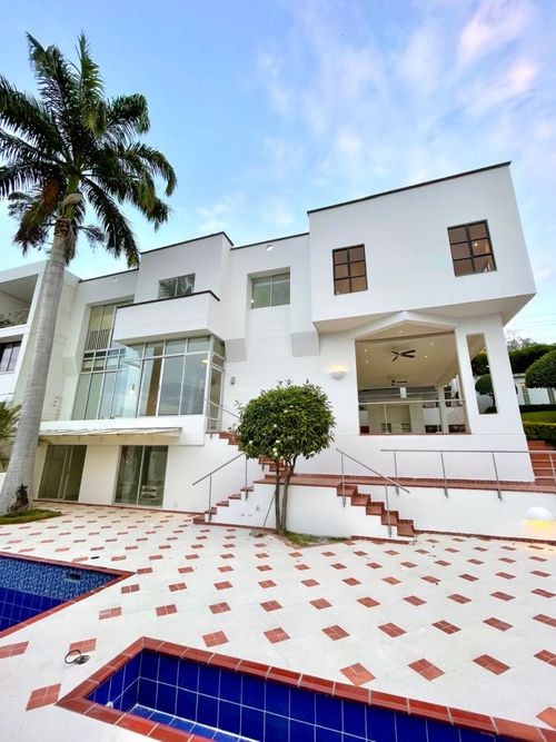 Casa de 5 alcobas en venta en Patios Centro, Los Patios, 641 m² · foto 10 de 11