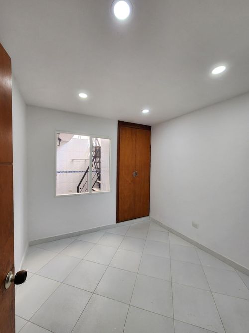 Casa de 6 alcobas en venta en Prados Del Este, Cúcuta, 101 m² · foto 4 de 9