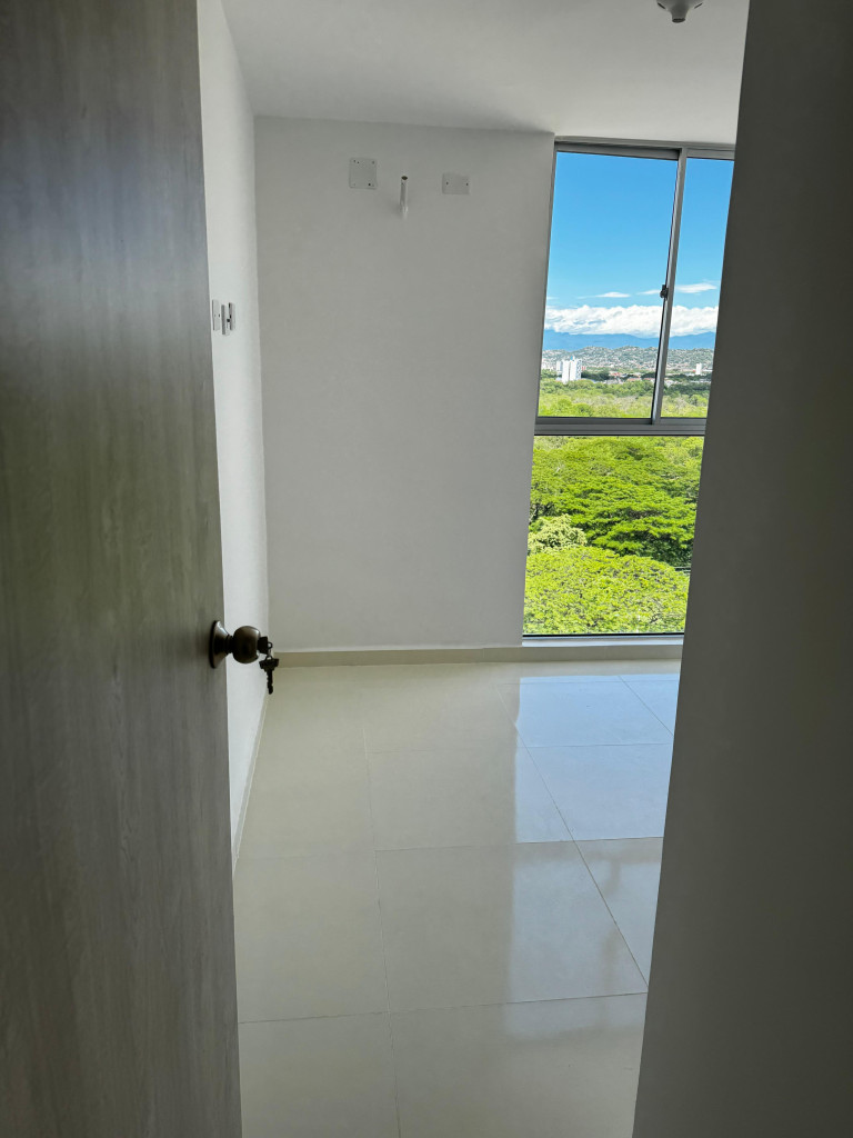 Apartamento en venta en Prados Del Este, Cúcuta · foto 2 de 14