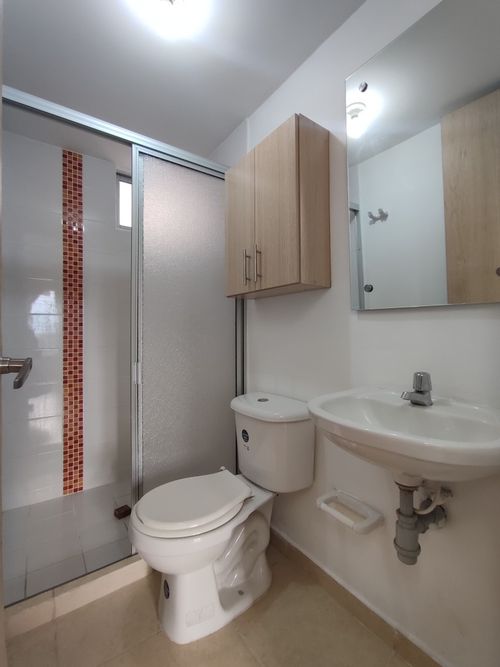 Apartamento de 3 alcobas en venta en La Floresta, Los Patios, 48 m² · foto 5 de 9