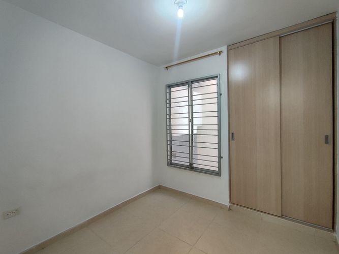 Apartamento de 3 alcobas en venta en La Floresta, Los Patios, 48 m² · foto 6 de 9