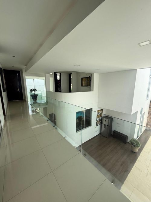 Casa de 5 alcobas en venta en Patios Centro, Los Patios, 268 m² · foto 3 de 24