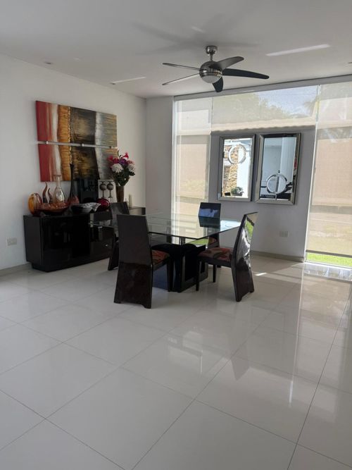 Casa de 5 alcobas en venta en Patios Centro, Los Patios, 268 m² · foto 12 de 24