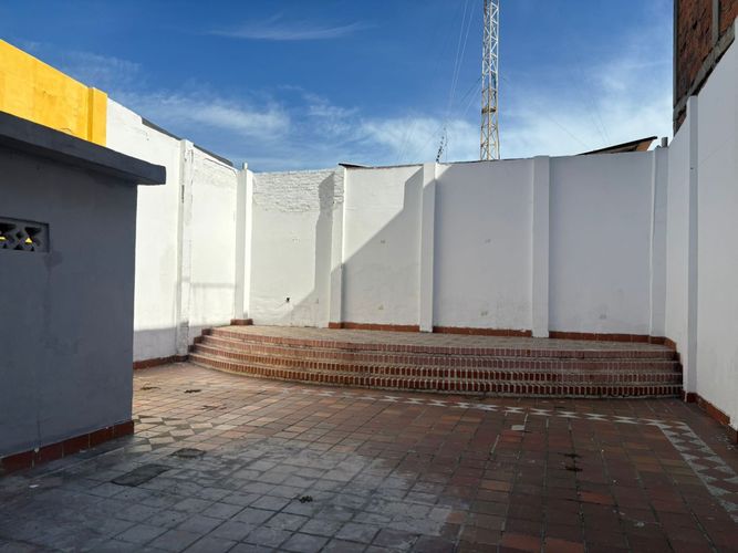 Casa de 3 alcobas en venta en La Merced, Cúcuta, 233 m² · foto 2 de 18