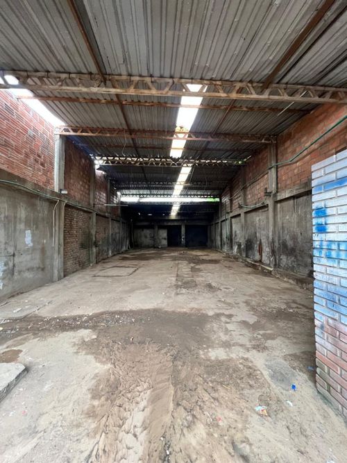 Bodega en venta en El Salado, Cúcuta, 350 m² · foto 3 de 6