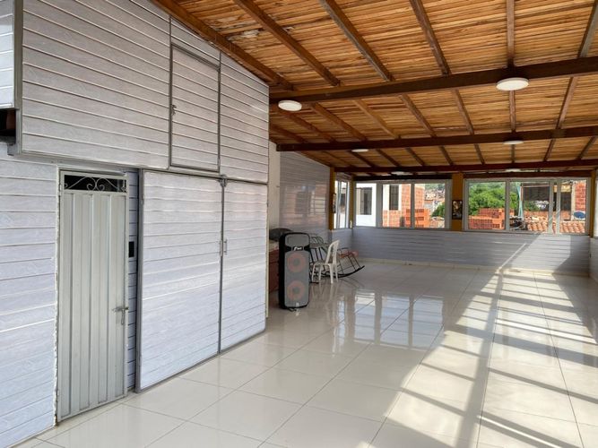 Casa de 3 alcobas en venta en Pisarreal, Los Patios, 270 m² · foto 5 de 24