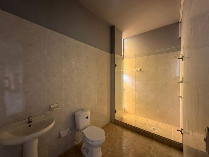 Bodega en venta en Prados Del Norte, Cúcuta, 454 m² · foto 4 de 18