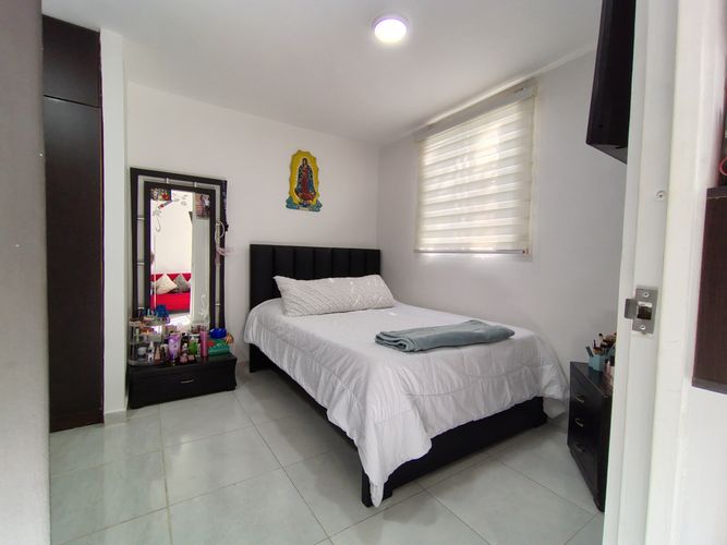 Apartamento de 2 alcobas en venta en Agualinda I, Los Patios, 43 m² · foto 12 de 18