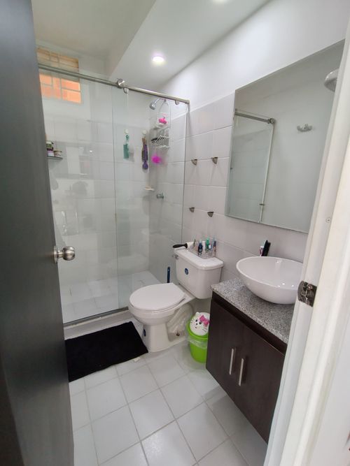 Apartamento de 2 alcobas en venta en Agualinda I, Los Patios, 43 m² · foto 13 de 18