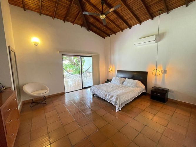 Casa de 3 alcobas en venta en Samanes De Los Trapiches, Villa del Rosario, 216 m² · foto 11 de 24