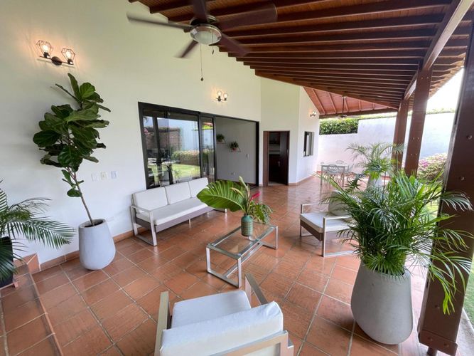 Casa de 3 alcobas en venta en Samanes De Los Trapiches, Villa del Rosario, 216 m² · foto 20 de 24