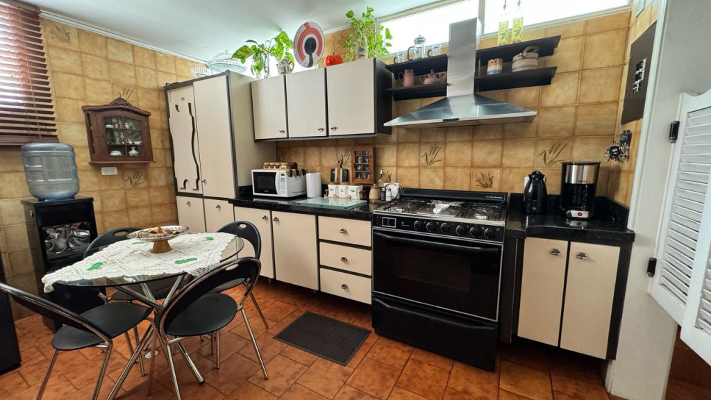 Apartamento en venta en La Riviera, Cúcuta · foto 3 de 24