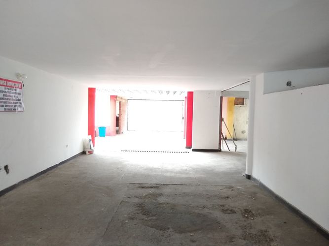 Bodega en venta en La Merced, Cúcuta, 947 m² · foto 3 de 24
