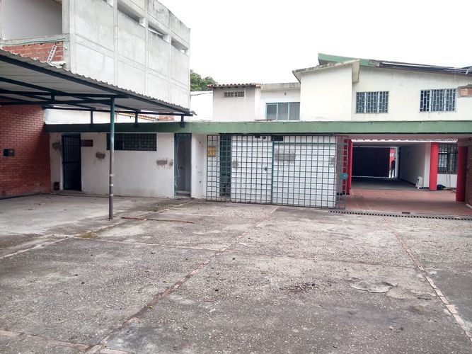 Bodega en venta en La Merced, Cúcuta, 947 m² · foto 12 de 24