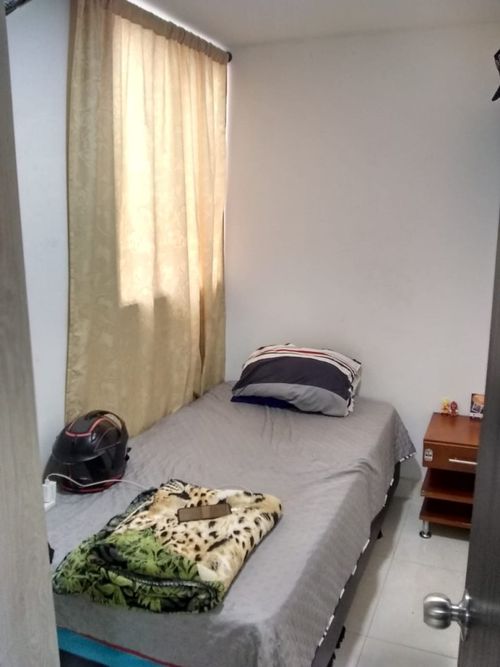 Apartamento de 3 alcobas en venta en Agualinda I, Los Patios, 43 m² · foto 7 de 13