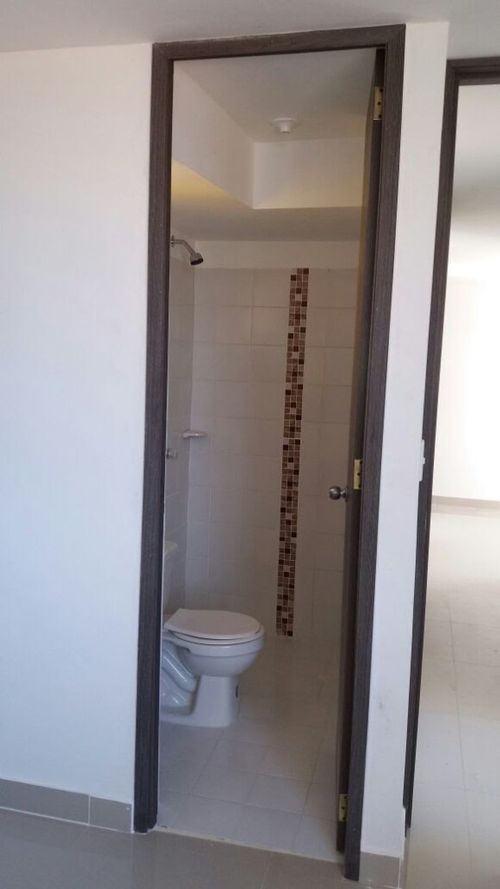 Apartamento de 3 alcobas en venta en Trapiches Ii, Villa del Rosario, 50 m² · foto 4 de 6