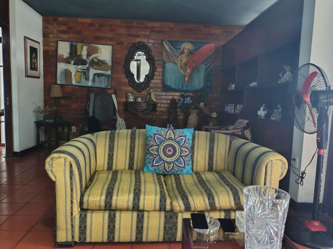 Casa de 3 alcobas en venta en Caobos, Cúcuta, 342 m² · foto 4 de 23
