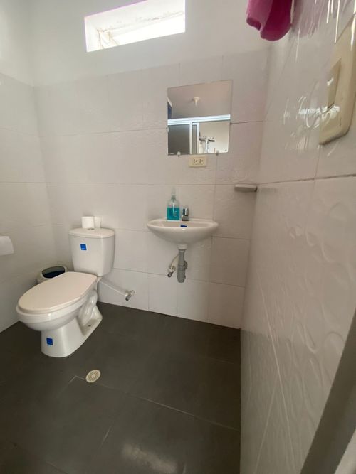 Casa de 4 alcobas en venta en Prados Del Este, Cúcuta, 270 m² · foto 8 de 24