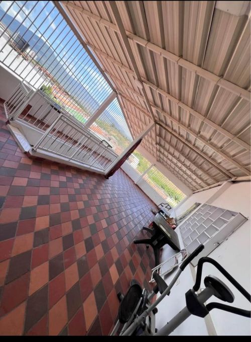 Casa de 4 alcobas en venta en Prados Del Este, Cúcuta, 270 m² · foto 23 de 24