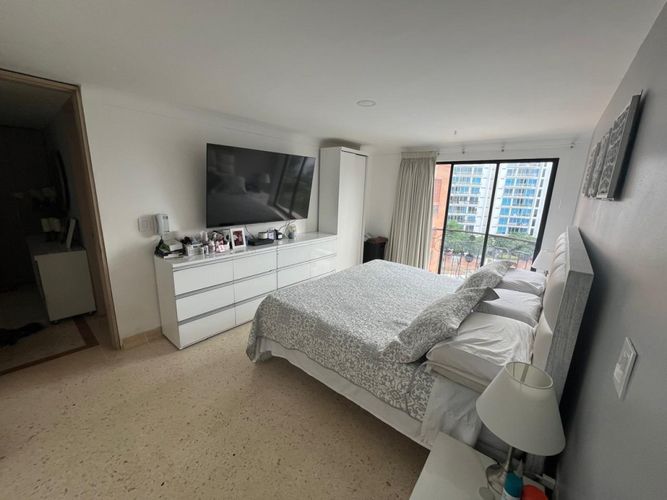 Apartamento de 3 alcobas en venta en La Floresta, Los Patios, 218 m² · foto 7 de 24