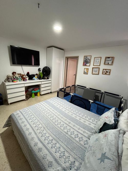 Apartamento de 3 alcobas en venta en La Floresta, Los Patios, 218 m² · foto 21 de 24