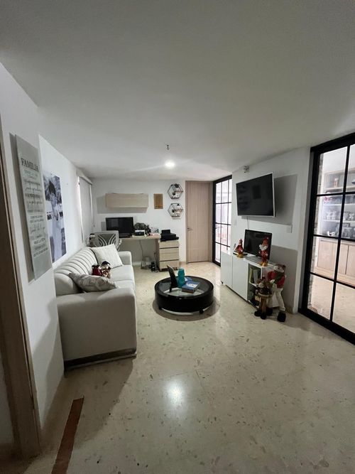 Apartamento de 3 alcobas en venta en La Floresta, Los Patios, 218 m² · foto 24 de 24