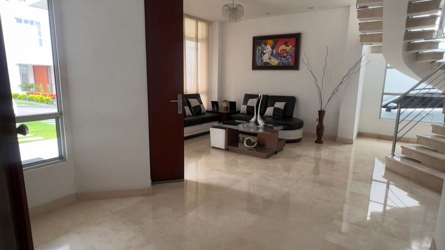 Casa de 3 alcobas en venta en Bellavista, Los Patios, 350 m² · foto 5 de 24