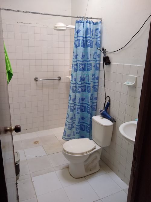 Casa de 5 alcobas en venta en La Ceiba, Cúcuta, 168 m² · foto 9 de 12