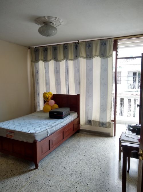 Casa de 8 alcobas en venta en Ceiba Ii, Cúcuta, 301 m² · foto 5 de 12