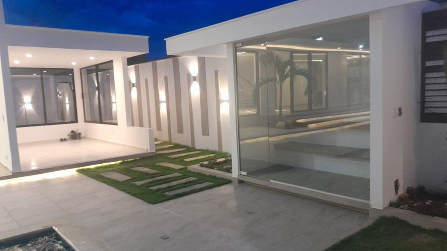 Casa de 4 alcobas en venta en Palmas Country House, Villa del Rosario, 360 m² · foto 9 de 9