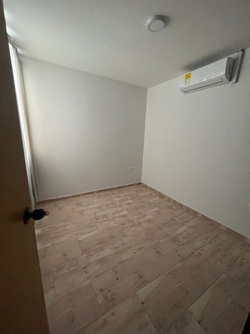 Apartamento de 3 alcobas en venta en Trapiches Ii, Villa del Rosario, 46 m² · foto 8 de 10