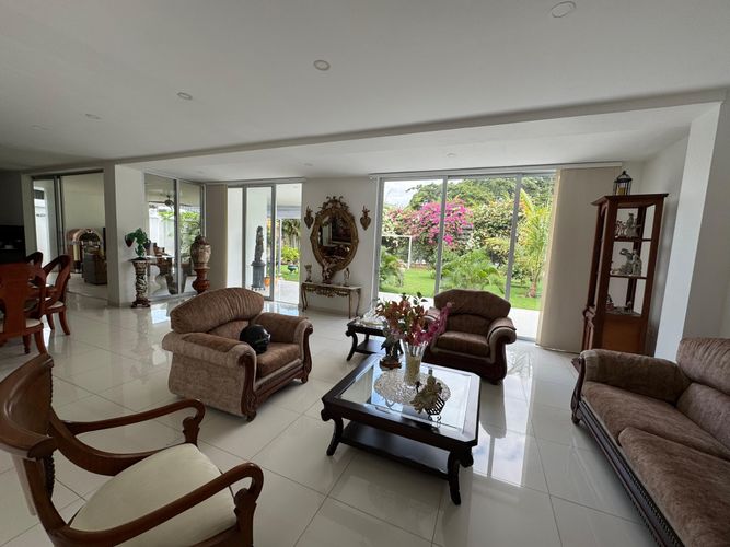 Casa de 5 alcobas en venta en Los Trapiches, Villa del Rosario, 306 m² · foto 6 de 24