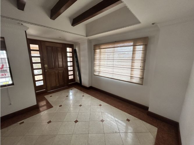 Casa de 5 alcobas en venta en Cundinamarca, Bogotá, 292 m² · foto 4 de 23