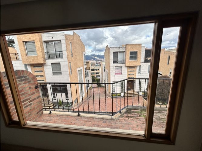 Casa de 5 alcobas en venta en Cundinamarca, Bogotá, 292 m² · foto 8 de 23