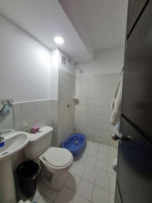 Apartamento de 3 alcobas en venta en Chaparral, Los Patios, 45 m² · foto 4 de 11