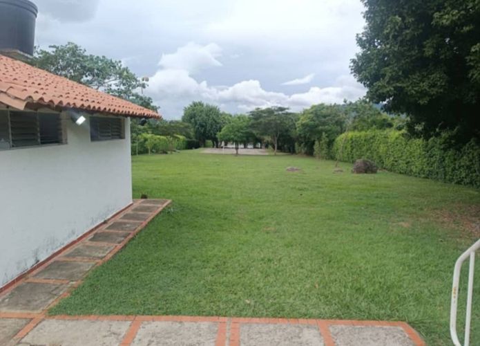 Casa de 5 alcobas en venta en California, Los Patios, 560 m² · foto 15 de 17
