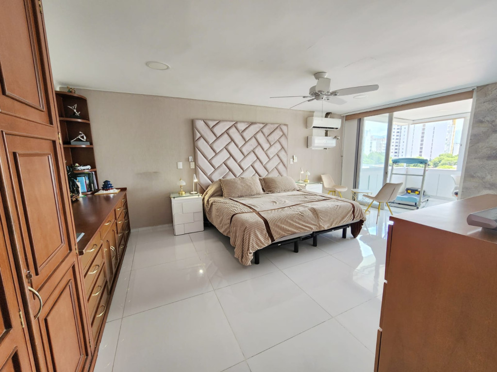 Apartamento en venta en La Riviera, Cúcuta · foto 8 de 24