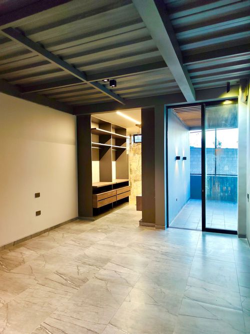 Casa de 4 alcobas en venta en Lomita Hermosa, Villa del Rosario, 260 m² · foto 3 de 8