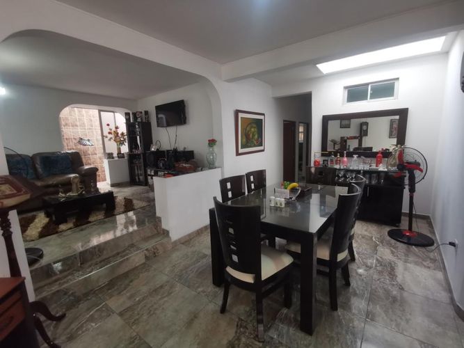 Casa de 4 alcobas en venta en El Contento, Cúcuta, 98 m² · foto 3 de 23