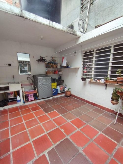 Casa de 4 alcobas en venta en San Eduardo, Cúcuta, 96 m² · foto 2 de 17