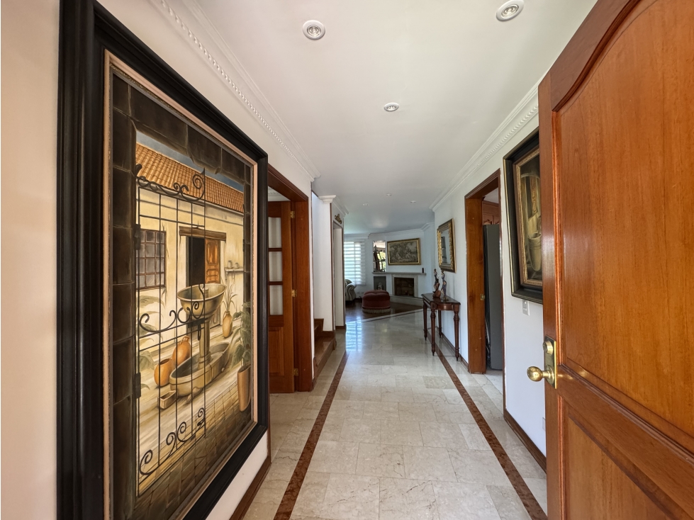 Casa en venta en San Jose De Bavaria, Bogotá · foto 8 de 24