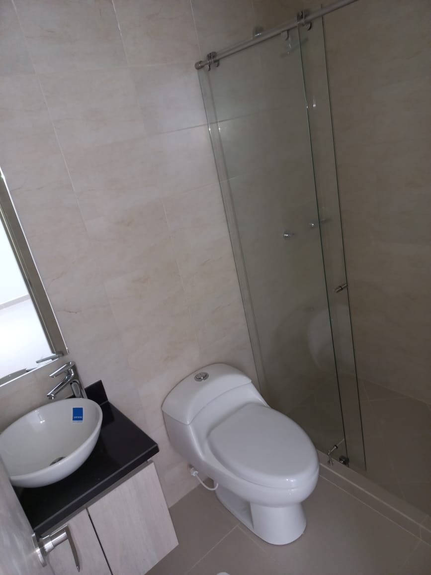 Apartamento en venta en La Riviera, Cúcuta · foto 3 de 15
