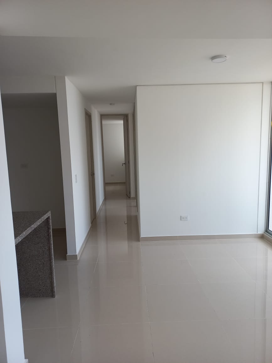 Apartamento en venta en La Riviera, Cúcuta · foto 6 de 15