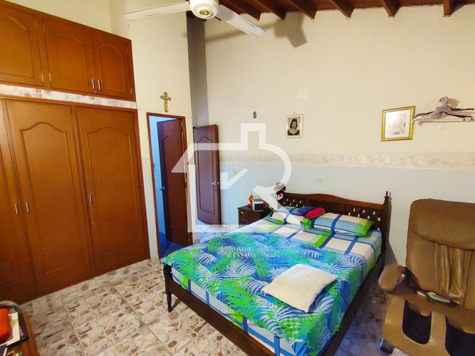Casa de 4 alcobas en venta en Cr. Vizcaya, Los Patios, 164 m² · foto 19 de 24