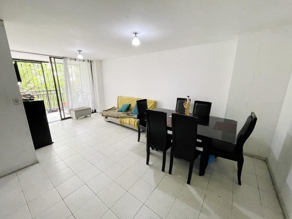 Apartamento en venta en Colsag, Cúcuta · foto 3 de 16